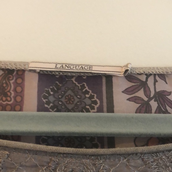 95% silk “Language” shirt - Picture 2 of 3